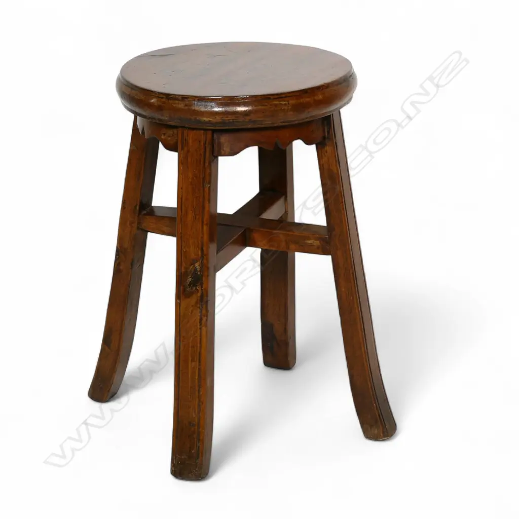 A Chinese circular stool, Image 1++